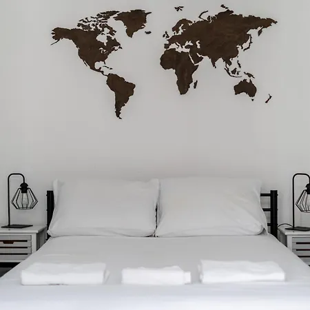 Limanowskiego Modern By Bookinghost *